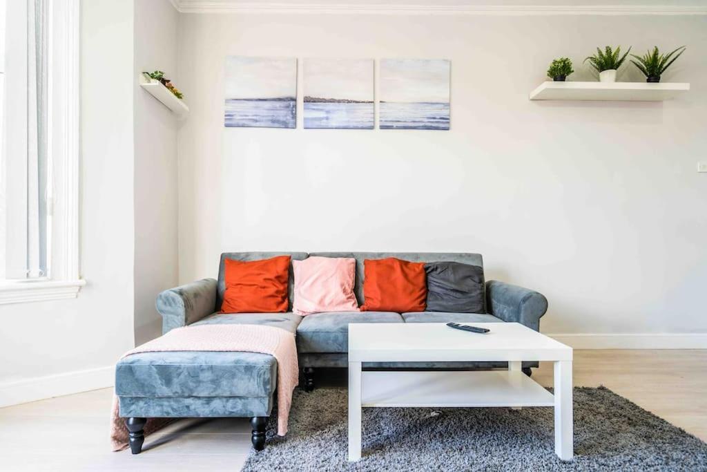 Beautiful Flat With Free Parking Daire Birmingham Dış mekan fotoğraf